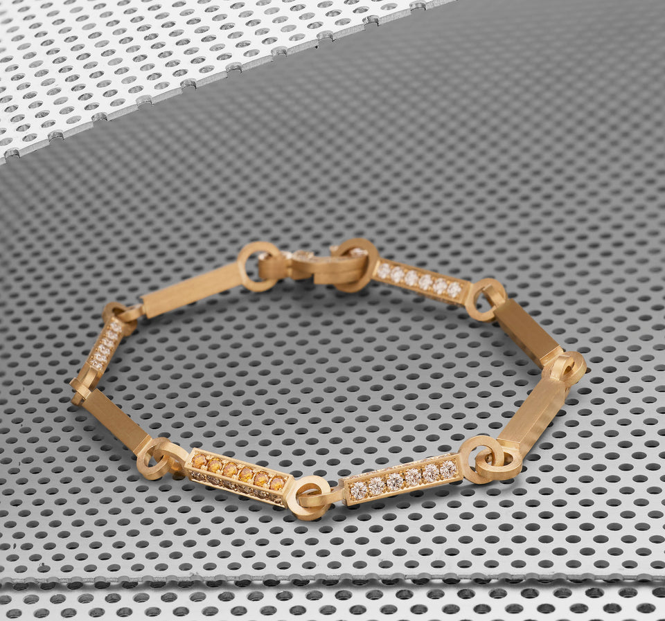 01 L armbånd - Gult guld