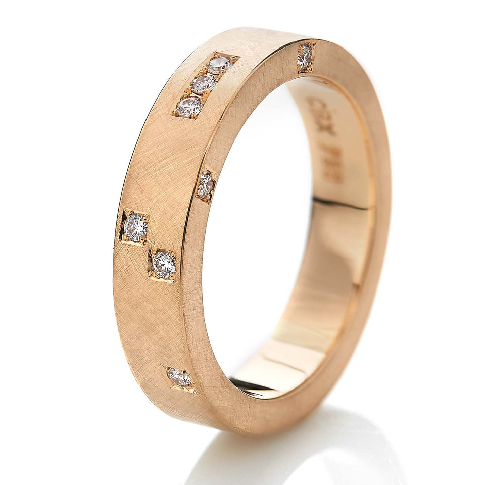 01 - L damering med brillanter - Gult guld